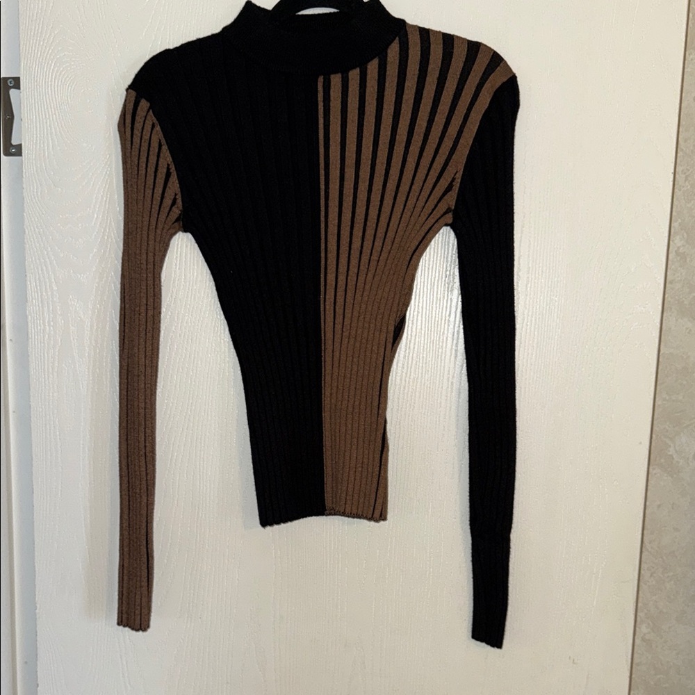 Ces Femme Black and Brown Ribbed Blouse
